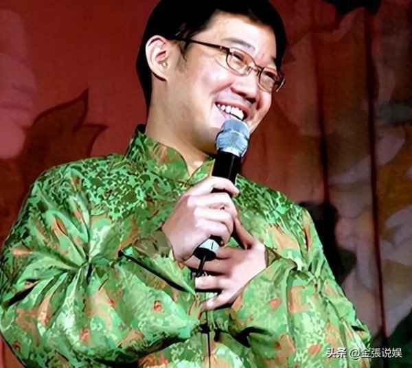 配资公司平台 17年前，他把黄家驹念成黄家“狗”，自以为幽默，没想到断送前程